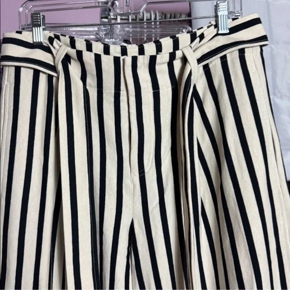 NWT Polo Ralph Lauren Striped Women's
Pants size 10 black & white - Picture 5 of 10